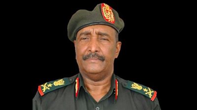«على غرار مصر».. إطلاق سراح الضباط السودانيين الذين حموا المتظاهرين  