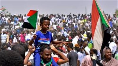 خاص| محلل سياسي لبناني: ثورة السودان أصابت تركيا وقطر بخيبة أمل