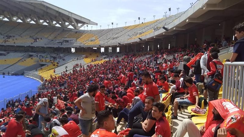 جماهير الاهلي تتوافد