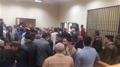 انهيار أهالي المتهمين في قضية «تلميذ البيارة» بعد النطق بالحكم 
