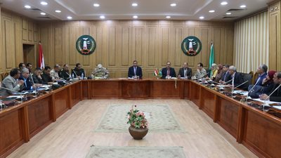 «المنوفية» تناقش استعدادات الاستفتاء على التعديلات الدستورية