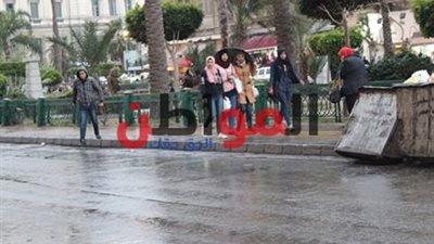 أمطار غزيرة تضرب محافظة الإسكندرية.. وهذه حلول مشكلات الأمطار