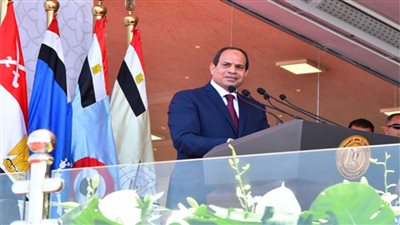 عاجل| وصول الرئيس السيسي قاعدة محمد نجيب العسكرية