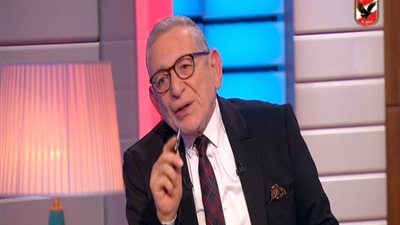 عدلي القيعي: النادي الأهلي يواجه تحكيمًا «فاجرًا»