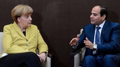 السيسي و أنجيلا ميركل يناقشان «التصعيد» في ليبيا والسودان 