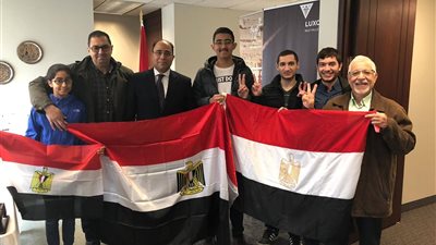 الأعلام تجتاح لجان الاستفتاء على التعديلات الدستورية 2019 بكندا