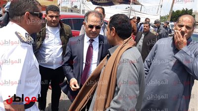 صور| وكيل مجلس النواب يُدلي بصوته بلجنته الانتخابية بجنوب بورسعيد