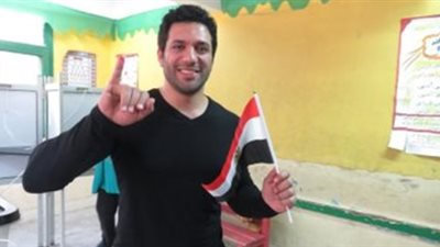التعديلات الدستورية 2019| حسن الرداد يدلي بصوته 