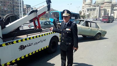 نشر أوناش لرفع السيارات مجهولة الهوية بمحيط لجان الاستفتاء