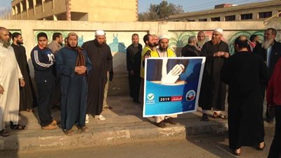صور| حزب النور يقود المشهد في اليوم الثالث للإستفتاء بالمنوفية