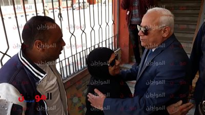 صور| جولة لمحافظ  بورسعيد لحث المواطنين علي المشاركة في الاستفتاء