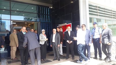 صور| وزيرة الصحة تصل بورسعيد في انتظار وصول رئيس الوزراء