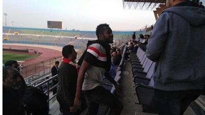 كاسنجو يؤازر لاعبي الزمالك ضد بيراميدز بالدوري