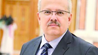 رئيس جامعة القاهرة:البدء في تنفيذ مشروع تطوير طوارئ قصر العيني