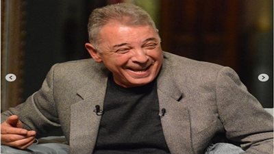محمود حميدة في صاحبة السعادة .. كنت هموت في فيلم شمس الزناتي 