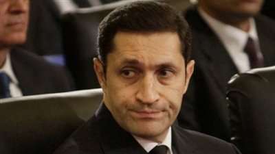 في عيد تحرير سيناء.. علاء مبارك يُهنئ والده بهذه المناسبة