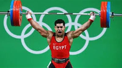 «محمد إيهاب» يتوج بثلاث ميداليات في البطولة الأفريقية