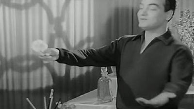 نوستالجيا صباحية|«الزهور زي الستات» على صوت محمد فوزي