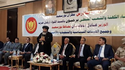 محافظ بورسعيد يترأس وفد المهنئين للاقباط بعيد القيامة المجيد 2019