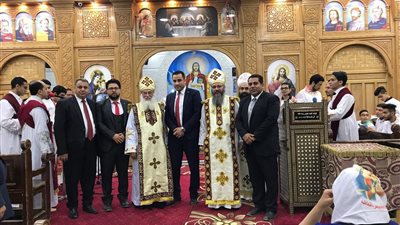 صور| رئيس«المصريين الأحرار» يشارك باحتفالات الكاتدرائية المرقسية