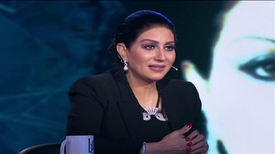 وفاء عامر: «احتفلت بشم النسيم عند آيتن.. وبضعف قدام الفسيخ»