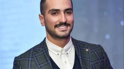 الخميس.. محمد الشرنوبي ضيف لطيفة في «حكاياتها»