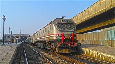 النقل: وقعنا عقد توريد وشراء 6 قطارات بـ 3 مليارات جنيه