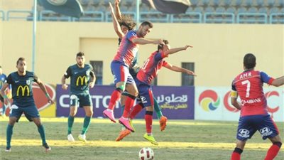 الليله|إنبي وبتروجيت في مواجهة نارية للهروب من صراع الهبوط