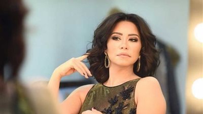 شيرين عبد الوهاب تتعاقد مع شركة روتانا