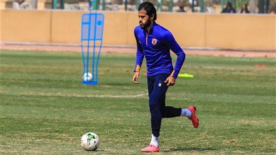 مهاجم الأهلي يخوض مران بدني خفيف بالجيم