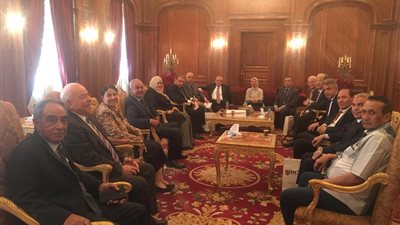 أمين الصيادلة العرب: هذه المهنة أمن قومي .. وهذه هى الأسباب