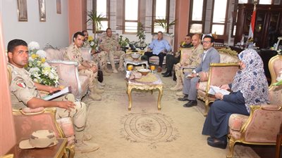 15 ألف فدان لدراسة تنفيذ مشروع الصوب الزراعية في بني سويف (صور)