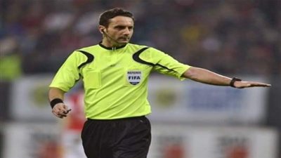 المصري ضد بيراميدز| طاقم تحكيم روماني لـ مباراة قمة الدوري