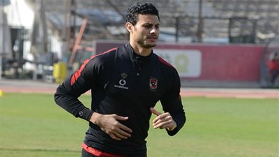 «عبدالحفيظ» يفرض غرامة مالية على «الشناوي» لهذا السبب