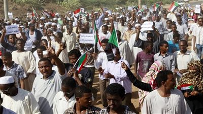 «أطباء السودان» تكشف حصيلة قتلى الاحتجاجات 