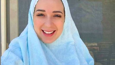 بالحجاب.. أسما شريف منير تهنئ جمهورها بـ شهر رمضان 2019