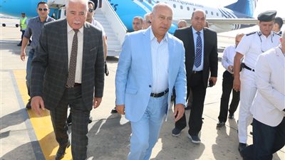 وزير النقل يصل جنوب سيناء لتفقد الموانئ والطرق 