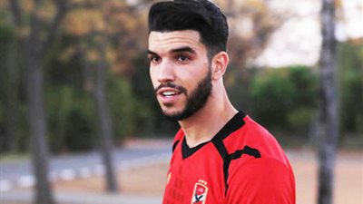 انقسام داخل الأهلي حول مستقبل «أزارو» مع الفريق 