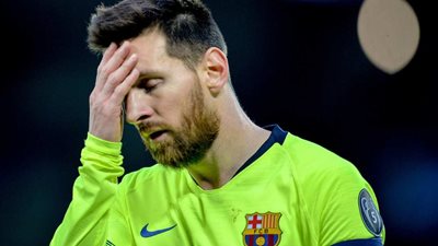 برشلونة| الجمهور يضعون ميسي في مأزق ويطالبونه بالاعتزال