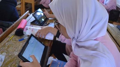 تسريب امتحان مادة اللغة الاجنبية الاولى للصف الأول الثانوي الترم الثاني 2019