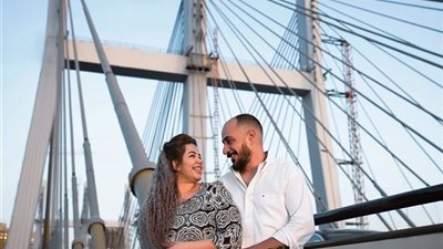 صنع الحب.. كوبري روض الفرج تسبب في اقوى فوتوسيشن لعروسين 