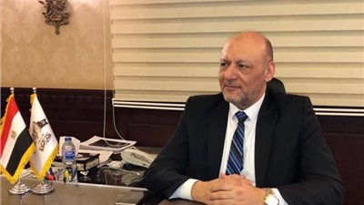 «رئيس مصر الثورة»:السيسي يريد صحة المصريين جيدة وخالية من الأمراض