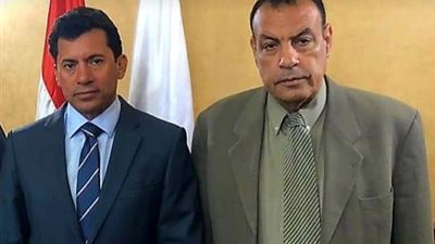 مكتشف محمد صلاح يوضح سبب زيارته لوزير الرياضة 