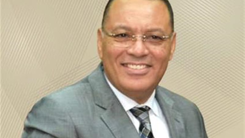 الدكتور ممدوح غراب