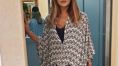 إطلالة نوال الزغبي مثيرة بالـ «هوت شورت».. هل تجرؤين على تقليدها