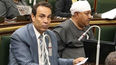 النائب ثروت بخيت: تعديل قانون المحاماة موجه لمنع خريجي التعليم المفتوح