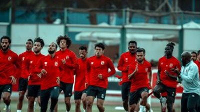 غدًا.. الأهلي يدخل في معسكر مغلق استعدادًا للزمالك في نهائي دوري أبطال أفريقيا