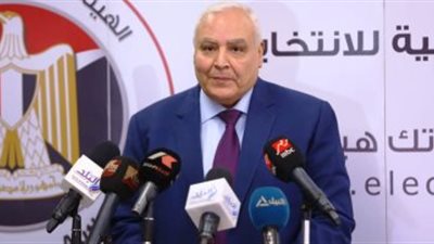 استعدادًا لجولة الإعادة.. الهيئة الوطنية للانتخابات تسلم أوراق الاقتراع لـ 8 آلاف قاضٍ