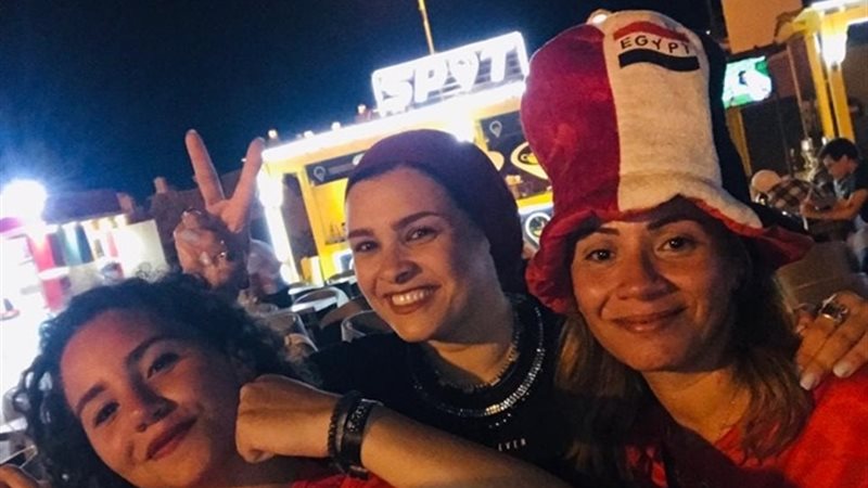  «مصرية وبـ شجع مصر»