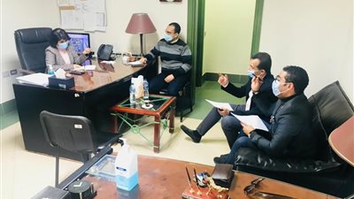 مستشفي الوطني للعيون تستعد لإجراء عمليات المياه البيضاء برأس غارب